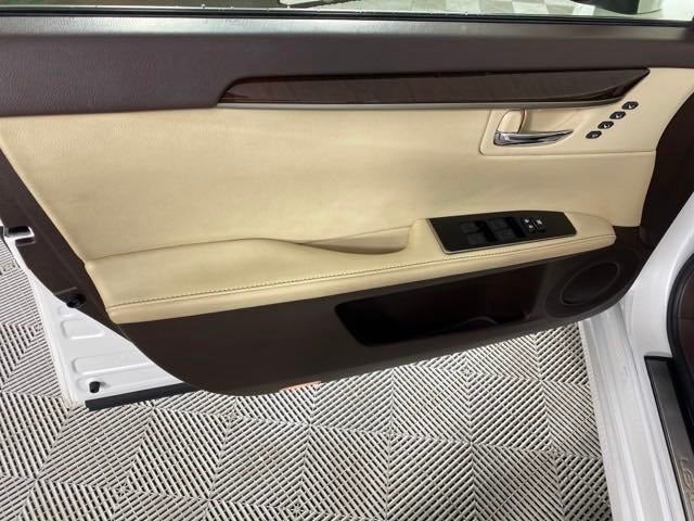 2017 Lexus ES 350 w/ SUNROOF